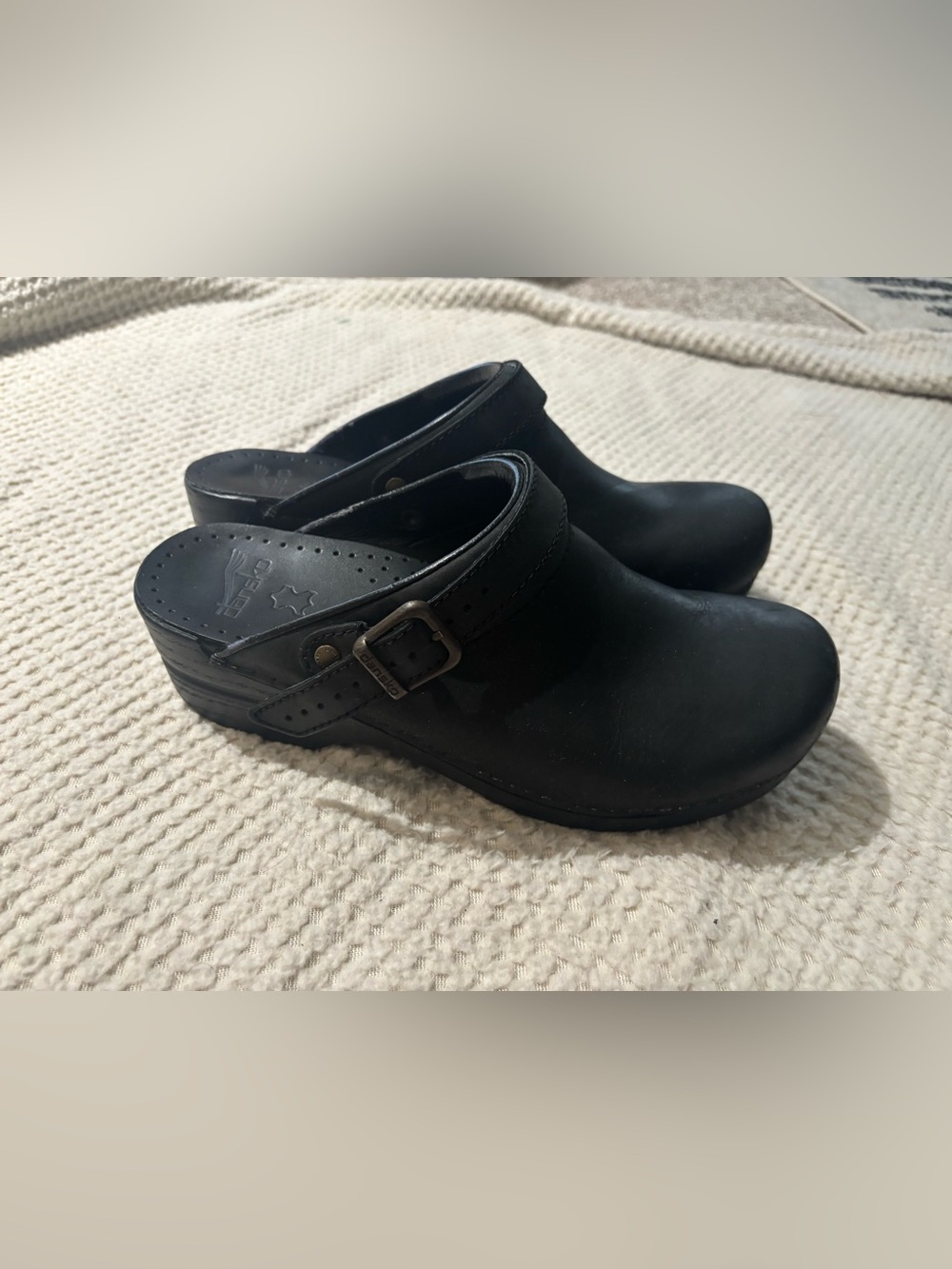 Dansko Black Leather Slip-On Clog with Buckle Strap Size 11 Comfy Artsy Comfy
